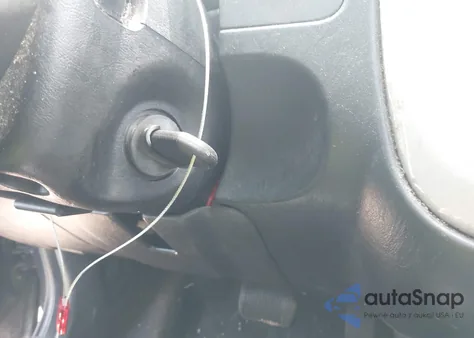 2006 Mercury Mariner Luxury/Premier из США, поврежденный, VIN 4M2YU56136KJ06342